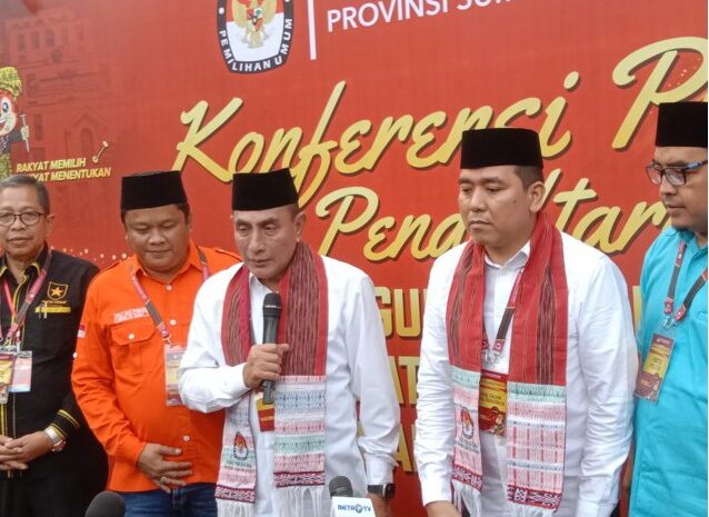  Pasangan Edy Rahmayadi – Hasan Basri Sagala Serahkan Berkas Pendaftaran Paslon Gubsu Dan Wakil Gubsu ke KPU