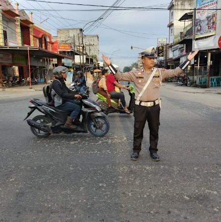  Bentuk Pelayanan di Pagi Hari, Satlantas Polres Batubara Rutin Atur Lalu Lintas