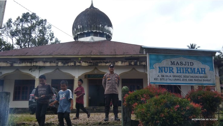  Polres Pakpak Bharat Laksanakan Pengamanan dan Patroli Peringatan Maulid Nabi Besar Muhammad SAW Tahun 2024/1446 H