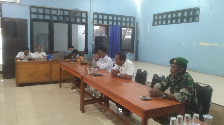  Babinsa Koramil 1311-02/BS Hadiri Rapat Pembahasan Perubahan APBDES Tahun 2024 Desa Fatufia