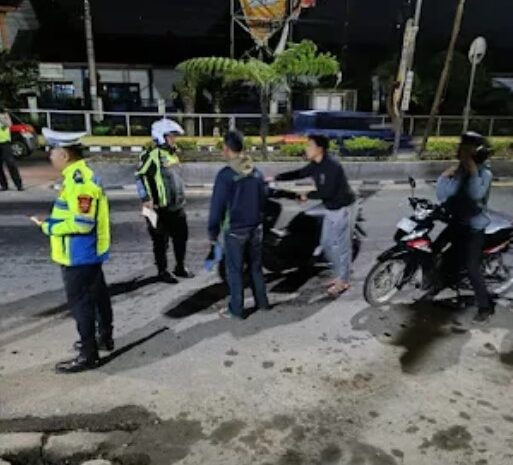  Razia Gabungan Polres Tanah Karo, Dua Orang Bersajam dan 36 Unit Sepeda Motor Diamankan