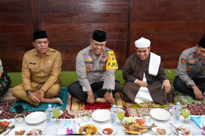  Kapolda Sumut Kunjungi Ulama Kharismatik, Mohon Do’a Agar Pemilu Damai Lancar