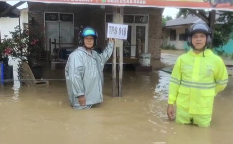  Polresta Deli Serdang Aktif Amankan Pemungutan Suara Terkendala Banjir, KPU Siapkan Alternatif Lanjutan