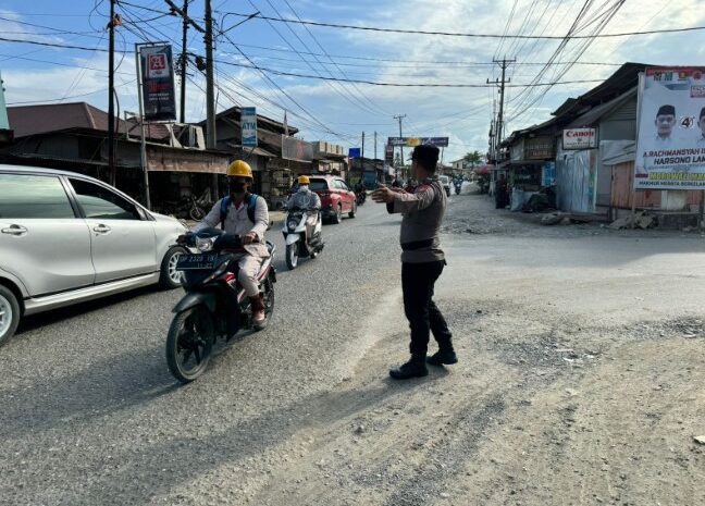  Polsek Bahodopi Lancarkan Arus Lalu Lintas dan Tingkatkan Keselamatan Pengguna Jalan di Bahodopi