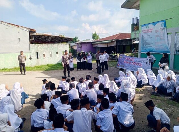  Kanit Binmas Polsek Medan Labuhan Gelar Penyuluhan di MTs Al Mahrus