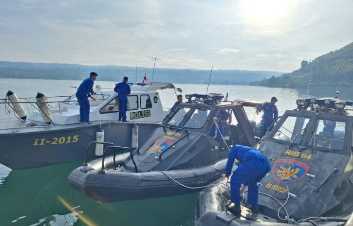  Kapal Manuver Tinggi Polda Sumut Diluncurkan Kawal Event Aquabike Jetski Danau Toba