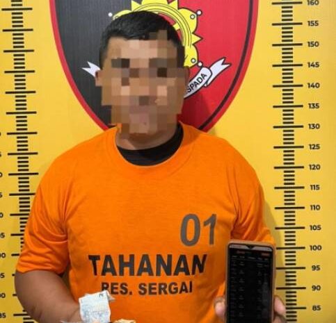  Polres Sergai Tangkap Pelaku Judi Online di Warung Kopi