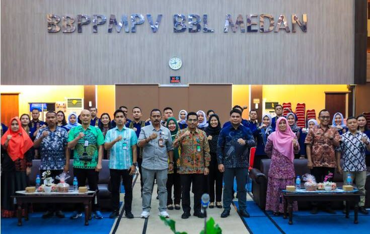  Tutup Pelatihan Kepemimpinan Pengawas Angkatan I, Bobby Nasution: Implementasikan Pengetahuan dan Jalankan Aksi Perubahan