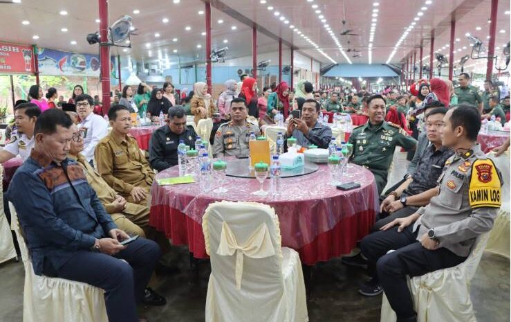  Wakapolres Sergai Menghadiri Kegiatan Open House Perayaan Natal Kodim 0204/DS