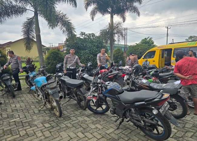  Satlantas Polres Simalungun Tindak 22 Kendaraan Berknalpot Blong di Sondi Raya