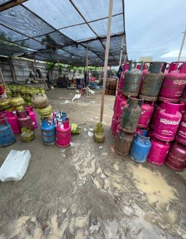  Diduga Dibekingi Oknum Berambut Cepak, Gudang Pengoplosan Gas di Marelan Masih Beroperasi