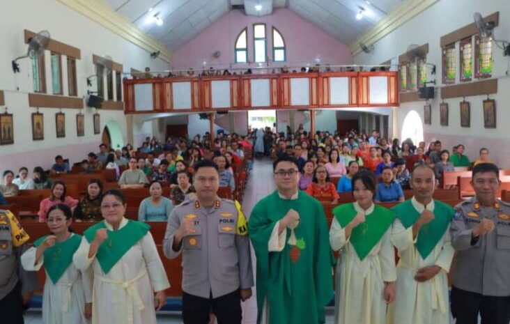  Polres Sibolga Sambangi Gereja Katholik Katedral Sibolga