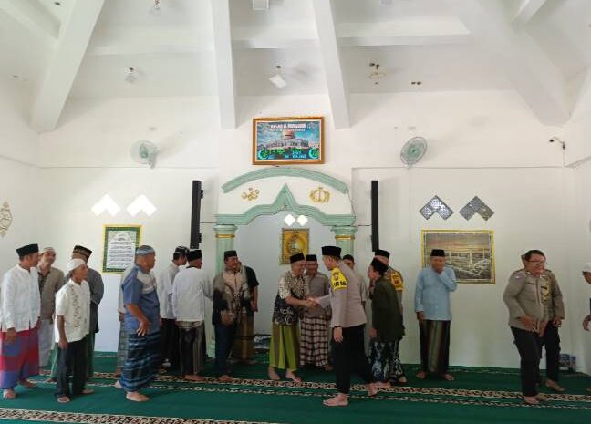  Kunjungi Masjid Al-Muhajirin Sibolga, Kapolres Sibolga Berikan Imbauan Kamtibmas