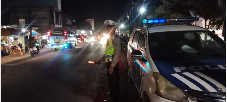  8 Personil Satlantas Polres Batubara Patroli di Lokasi Rawan Macet dan Laka