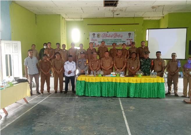  Babinsa Koramil 1311-06/Bungku Utara Hadiri Rapat RKPDes dan Rembuk Stunting di Kecamatan Mamosalato
