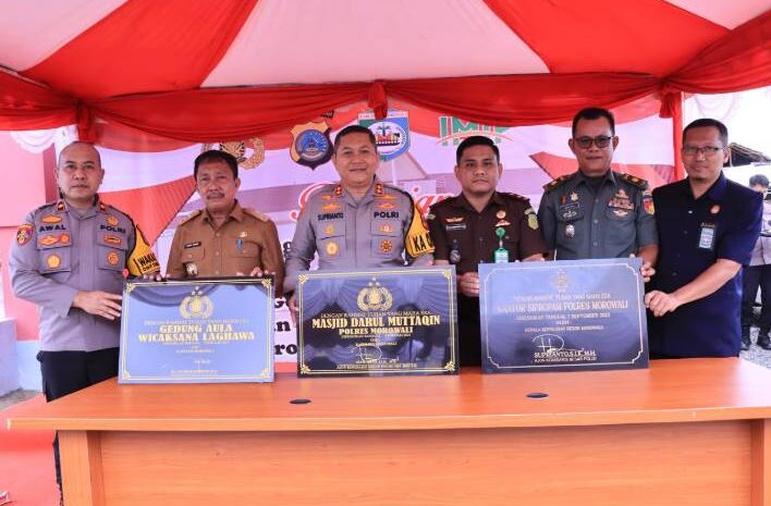  Kapolres Morowali Resmikan Masjid Darul Muttaqin dan Gedung Propam Polres Morowali