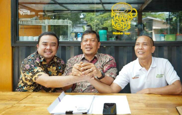  Patuhi Perda, Pelaku Usaha di Taman Cadika Siap Bayar Retribusi
