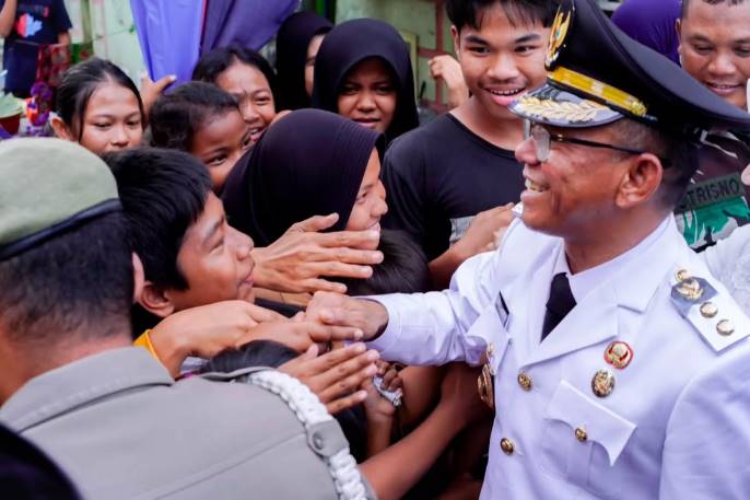  Ziarah ke Makam Orangtua, Wakil Wali Kota Medan: Doa dan Perjuangan Almarhumah Membuat Saya Berada di Titik ini