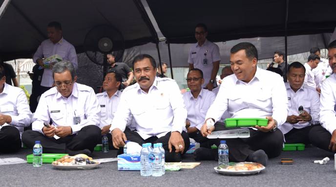  Menteri Imipas Makan Bersama Warga Binaan Rutan Cipinang