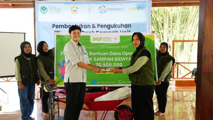  IMIP Inisiasi Pembentukan 10 Bank Sampah Unit