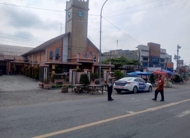  Pengamanan Ketat di Sejumlah Gereja, Satlantas Polres Batubara Siapkan Personel