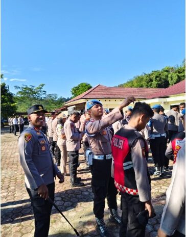  Ini Atensi Kapolres Pakpak Bharat Saat Pimpin Apel Pagi dan Cek Kerapian Personil