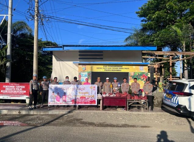  Polres Morowali Gelar Pembagian Takjil Jelang Berbuka Puasa
