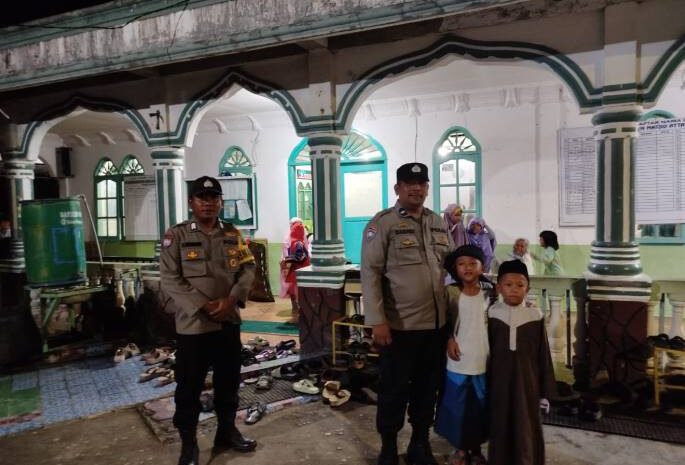  Situasi Kamtibmas Malam Perdana Pelaksanaan Sholat Tarawih Bulan Ramadhan 1446 H di Pakpak Bharat Kondusif