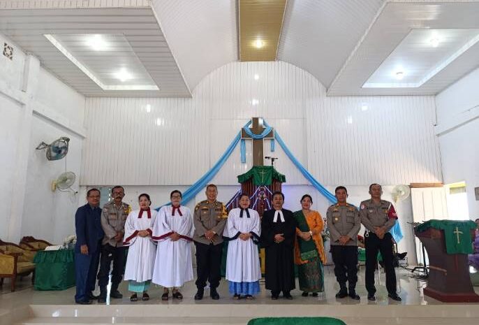  Polres Sibolga Kunjungi Gereja HKBP Galilea Pantai Sibolga