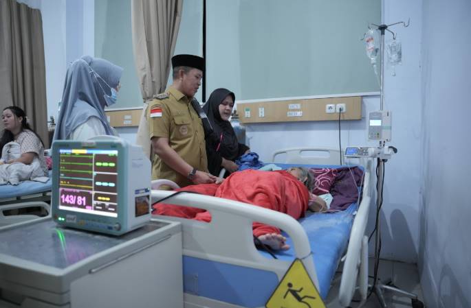  Sidak Mendadak RSUD Morowali di Malam. Hari, Bupati Iksan Fokus Perbaikan Fasilitas dan Peningkatan Kuallitas Pelayanan