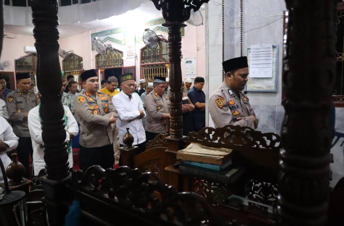  Perkuat Silaturahmi di Bulan Suci Ramadan, Polres Batubara Programkan Tarawih Keliling