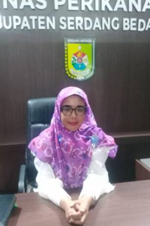  Serahkan Bantuan 6 Perahu Kapal Untuk Nelayan