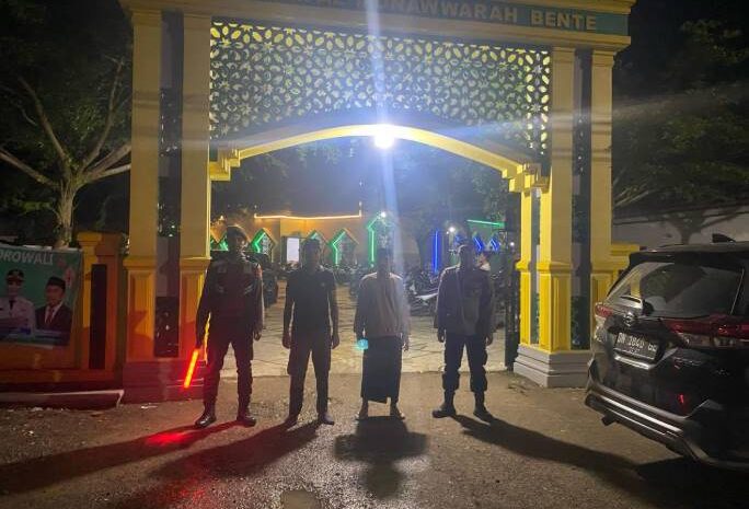  Polres Morowali Gelar Pengamanan Sholat Tarawih 1446 H untuk Jaga Keamanan Jamaah