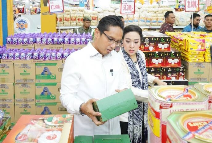  Tinjau Brastagi Supermarket dan Temukan Permen Tidak Jelas Tanggal Kedaluarsanya, Rico Waas: Tarik Dulu, Dicek Betul!