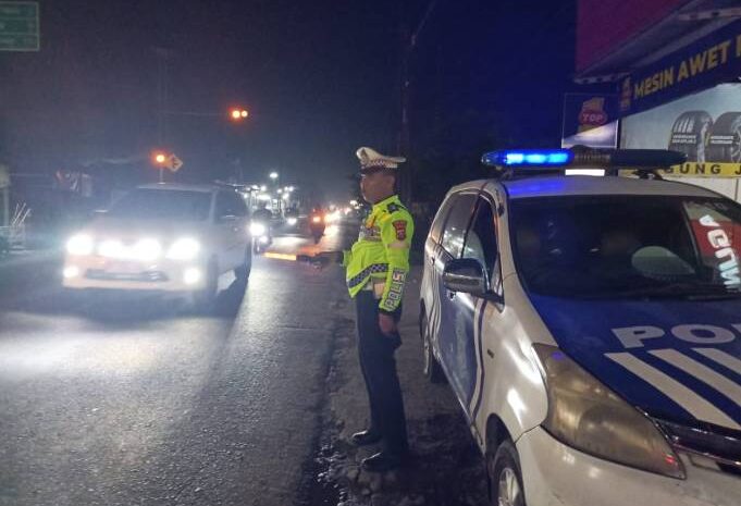  Satlantas Polres Batubara Patroli Blue Light Kurangi Kecelakaan dan Tingkatkan Kesadaran Pengemudi