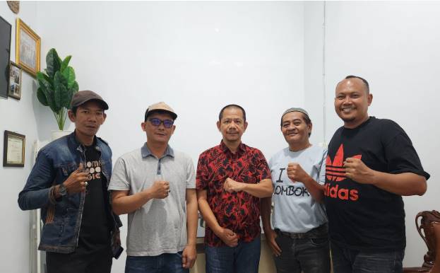  Ramadan 1446 H Penuh Berkah, Ketua Pewarta Berbagi Sembako di Jumat Barokah