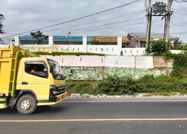  Sudah Dibayar, Proyek Pagar SDN di Sinasak Dinilai Tidak Sesuai Kriteria