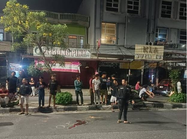 Dua Kelompok Pemuda di Jalan Halat Tawuran, 1 Kena Tikam, 4 Orang Diamankan