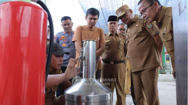  Wabup Asahan Sidak SPBU Simpang Tanjung Alam, Uji Kualitas Dan Stok Jelang Idul Fitri