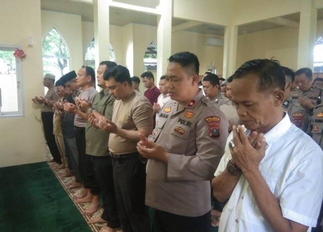  Polres Batubara Gelar Shalat Ghoib Doakan Tiga Anggota Polri Yang Gugur Jalankan Tugas Negara di Way Kanan