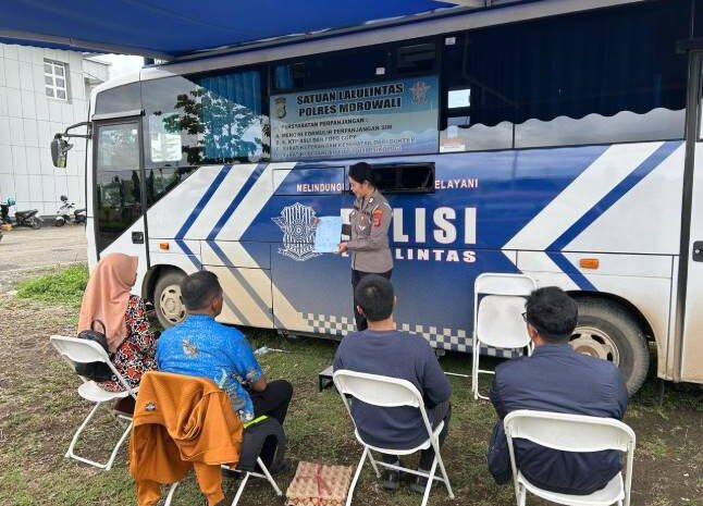  Meriahkan Penutupan TMMD Ke-123, Satlantas Polres Morowali Gelar Pelayanan SIM Gratis