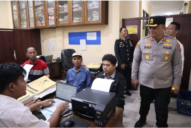  Kapolres Batubara AKBP Doly Nelson Sidak ke Satuan Kerja Polres Batubara