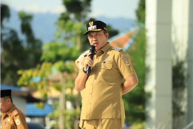  Bupati Morowali Pimpin Apel Perdana Pasca Idul Fitri 1446 H, Tegaskan Komitmen Pelayanan dan Evaluasi Kinerja