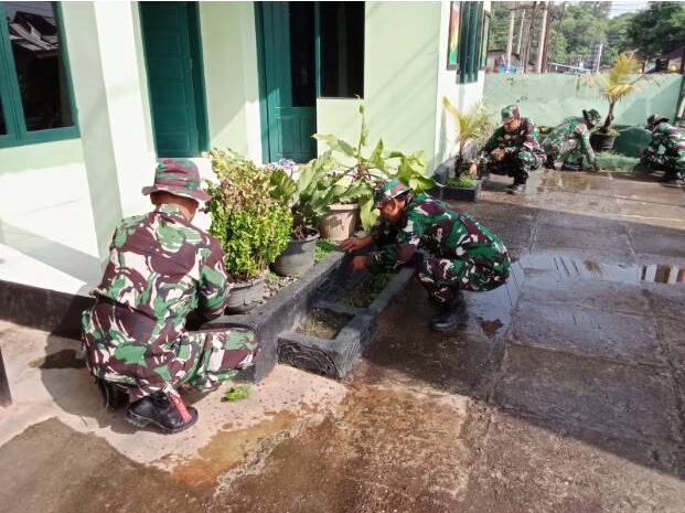  Babinsa Koramil 1311-09/Bahodopi Laksanakan Kegiatan Karya Bakti