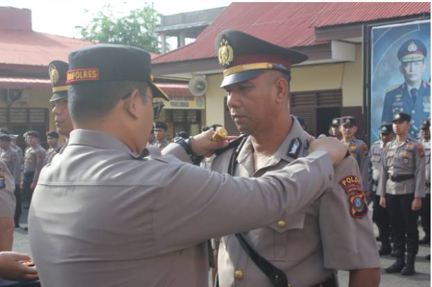  Kapolres Sibolga Pimpin Sertijab Kabag Log, Kasat Lantas dan Kapolsek Sibolga Selatan