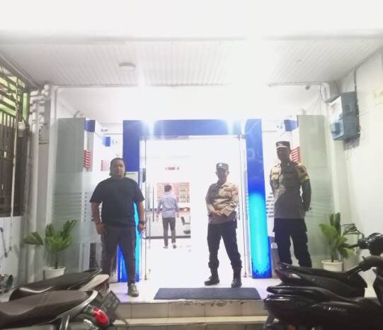  Siang dan Malam Polres Pakpak Bharat dan Polsek Jajaran Laksanakan KRYD Bantu Masyarakat Terhindar Aksi Premanisme