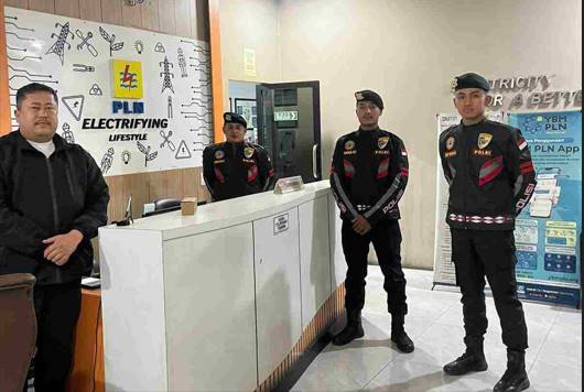  Satpamobvit Polres Tanah Karo Patroli Sambang Objek Vital, Ciptakan Situasi Aman dan Kondusif