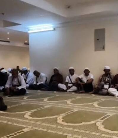  Jemaah Haji Kloter 09,13 dan 16 KNO Laksanakan Sholat Gaib