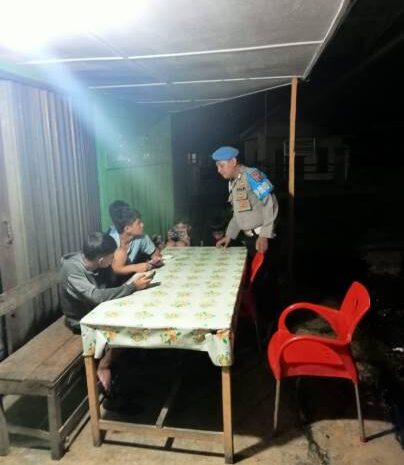  Polsek Sukaramai Antisipasi Gangguan Kamtibmas Pada Masyarakat Lewat KRYD/Patroli Bluelight 