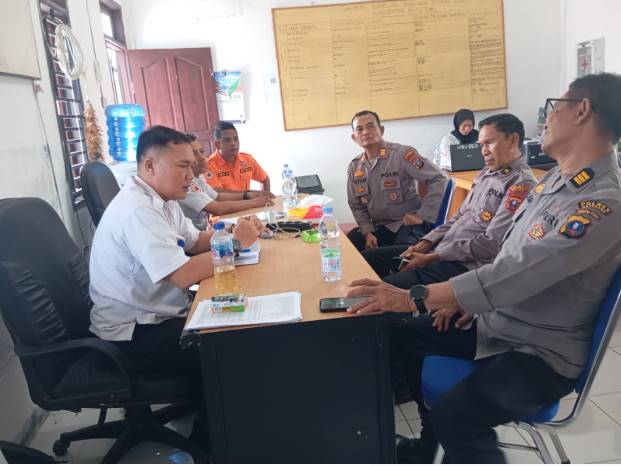  Polres Batubara dan BPBD Berkoordinasi Penanggulangan Bencana